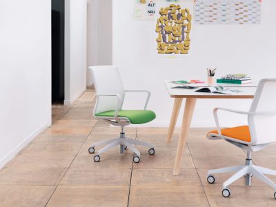 Circo Conference/Visitor Mesh Back, Moulded Seat Chair, 5 Star Base, Steel Frame