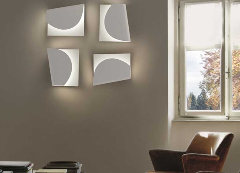 Wall Lighting with a Rotating Structure, Powder Coated Aluminium, 4 Finishes. 1 Wall Lighting with a Rotating Structure, Powder Coated Aluminium, 4 Finishes.