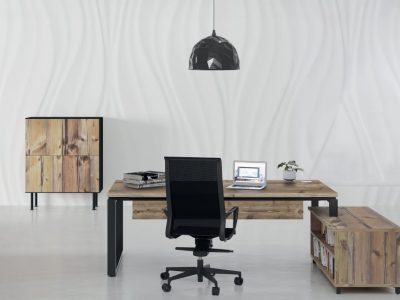 Prestige Executive Desk 25mm Top, 3mm Edge, Square Leg,  Black or Chrome Finish.