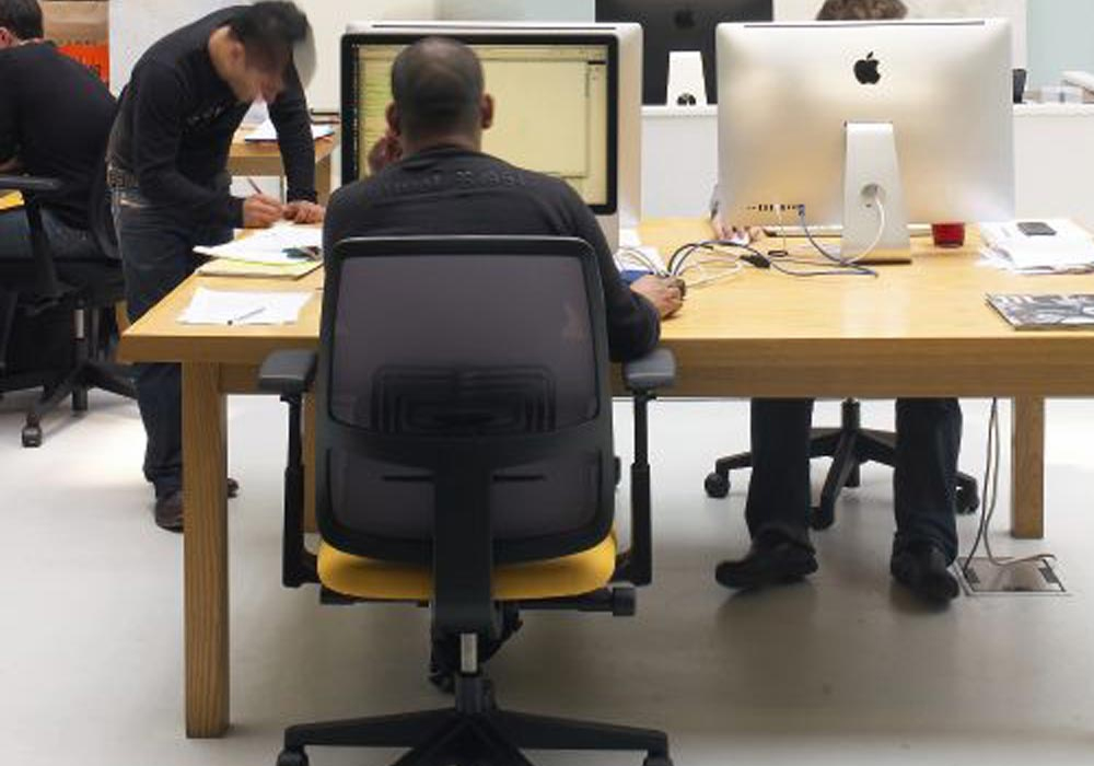 LIVELY Ergonomic Chair, Adjustable arm rests & lumber support synchro mechanism 4 LIVELY Ergonomic Chair, Adjustable arm rests & lumber support synchro mechanism - Image 4