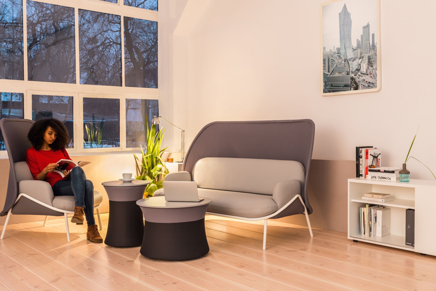 MESH Armchairs & Sofas with an acoustic shield, metal frame and moulded foam cushions 1 MESH Armchairs & Sofas with an acoustic shield, metal frame and moulded foam cushions