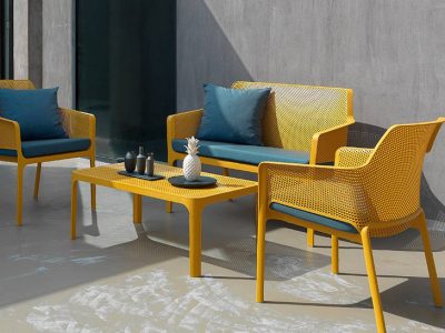 Net Table is made of fiberglass, with square patterns. Indoor and outdoor use