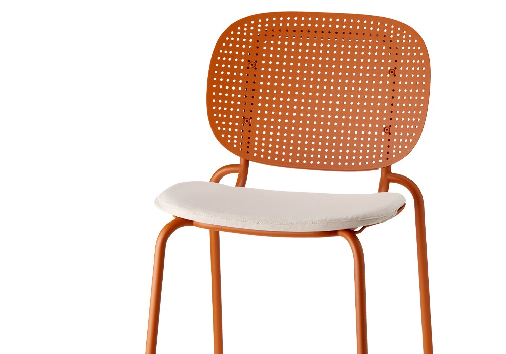 SISI Outdoor/Indoor chair, One Piece, Multi Material Chair, Slender Frame. 1 SISI Outdoor/Indoor chair, One Piece, Multi Material Chair, Slender Frame.