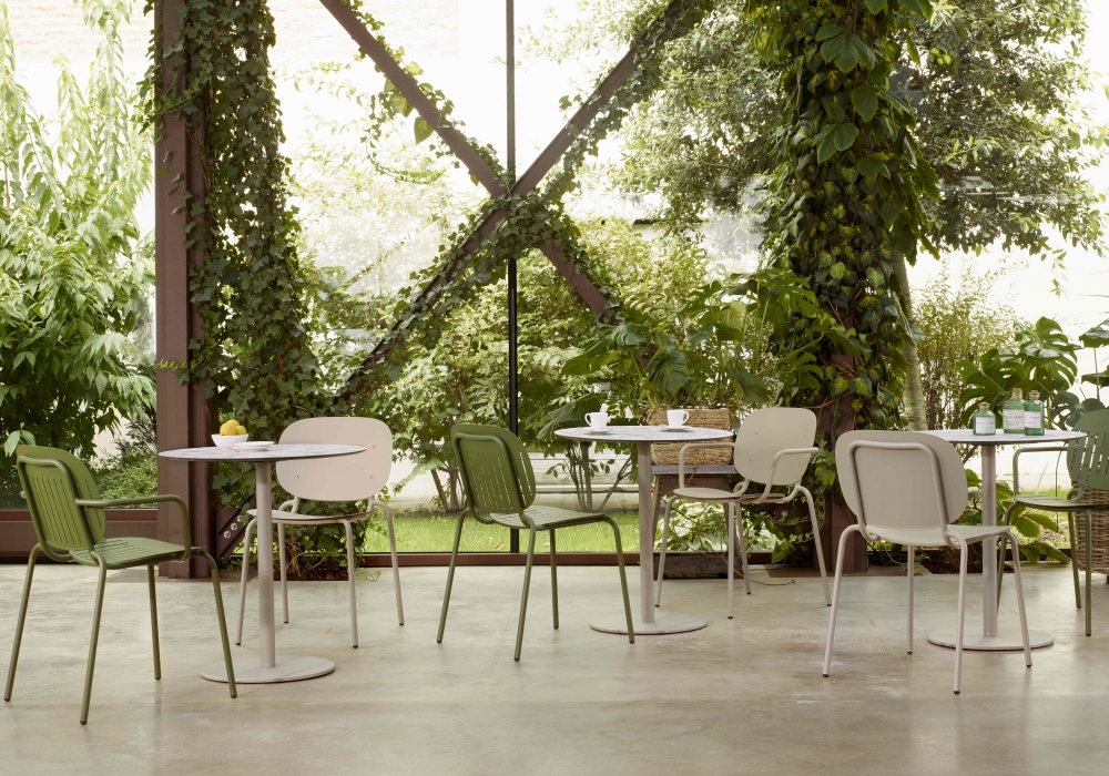 Tiffany Italian Designed Table, Steel Column Base With Top & 3 Height Options. 1 Tiffany Italian Designed Table, Steel Column Base With Top & 3 Height Options.