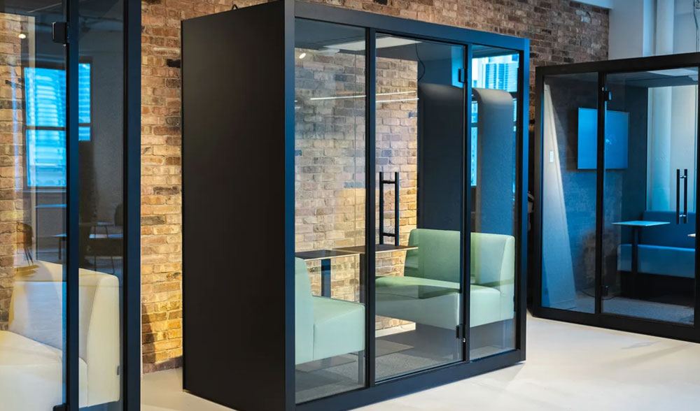 CHATBOX Acoustic Cabin CB2 (up to 4 People) 1 CHATBOX acoustic pods