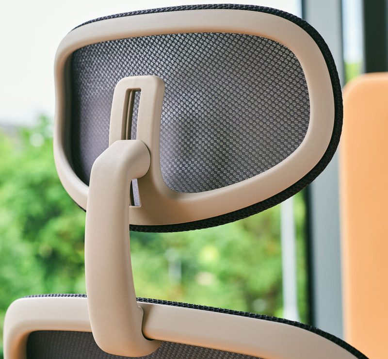 Ollie - Ergonomic Office Chair with Synchronous Mechanism and 4D Armrests 7 Ollie Ergonomic Chair