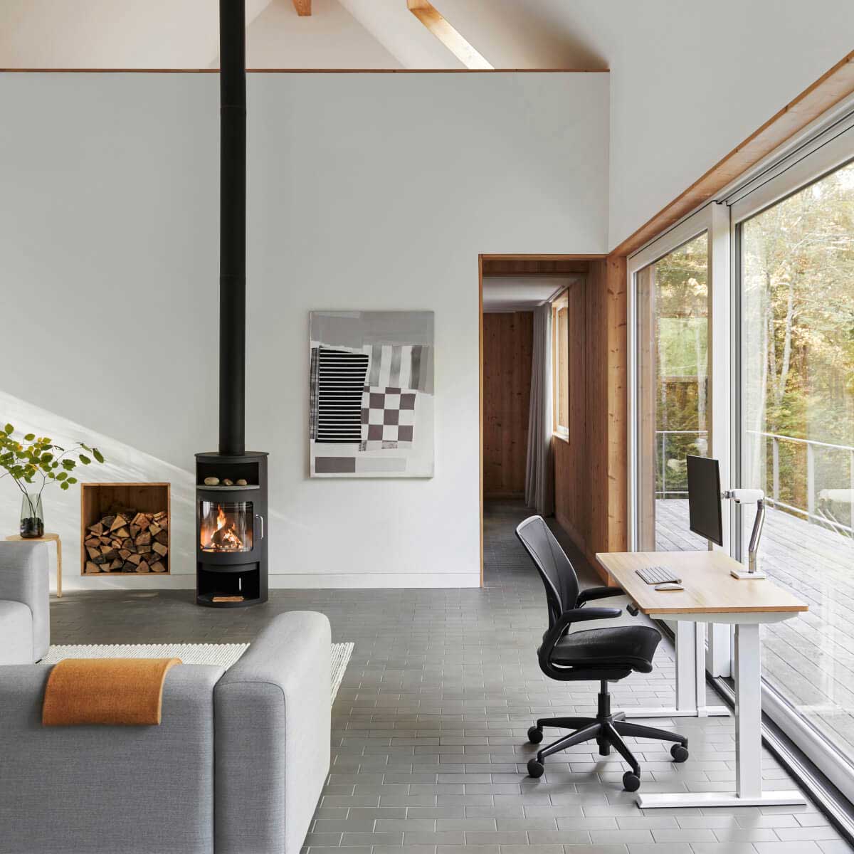 World Mesh Ergonomic Task Chairs - Built with Longevity in Mind and Effortless Functionality 5 World Task Mesh Chair